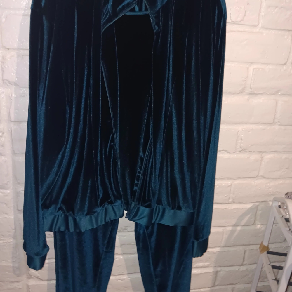 3 Piece Coldwater Creek Teal Velvet Jacket, Pants And Top Set Size XL